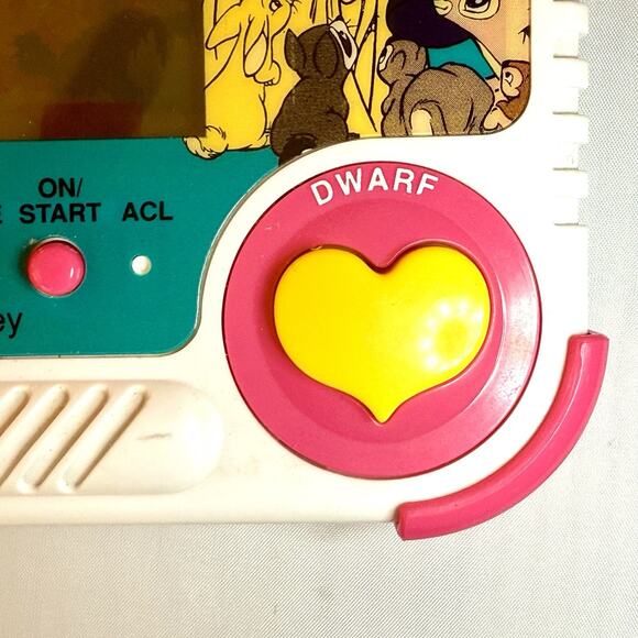 Vintage Tiger Snow White & Seven Dwarfs Electronic Handheld LCD Game Tested - Picture 6 of 7